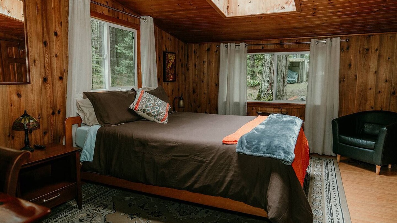 Photo of Others in Sunny Valley