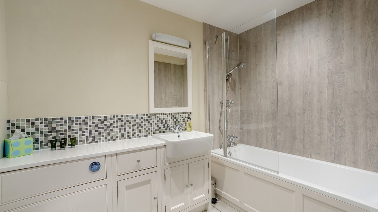 Photo of Bathroom in Stuckton