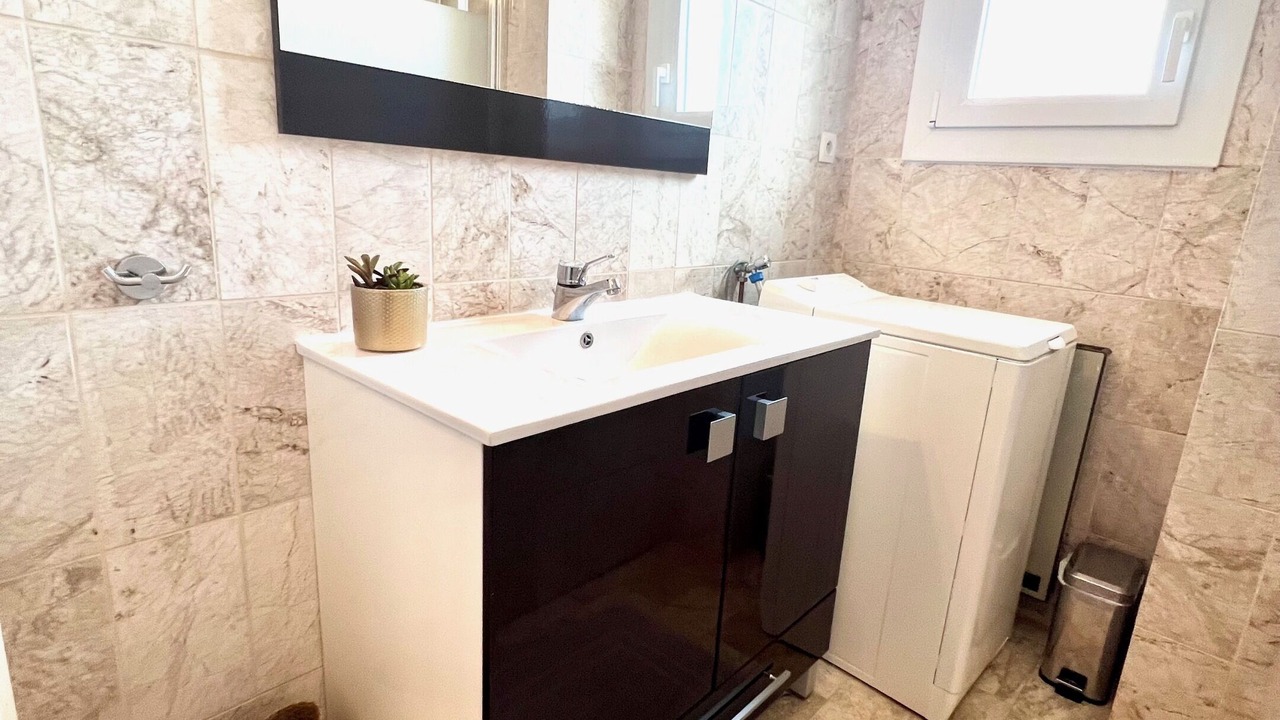 Photo of Bathroom in Les Sables d'Olonne