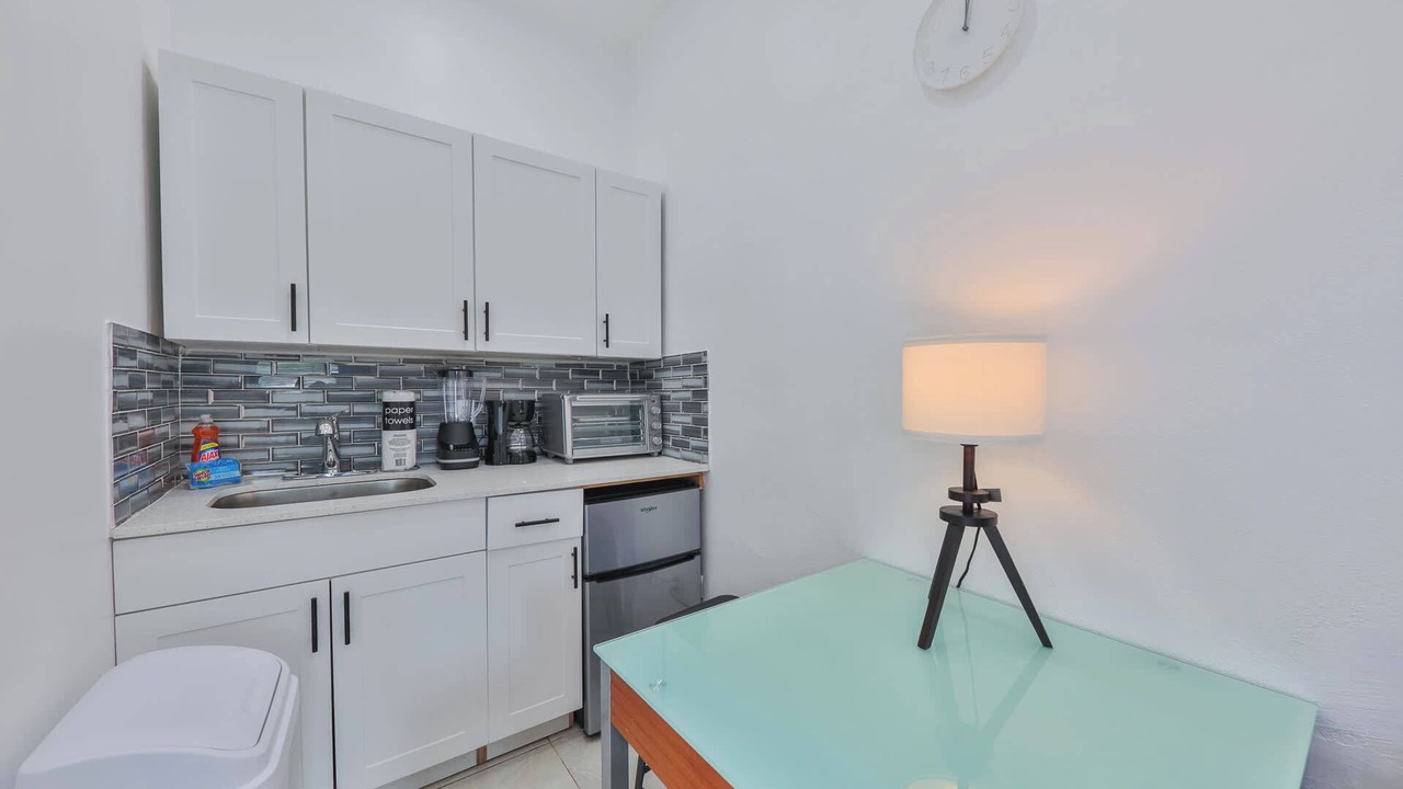 Photo of Kitchen in Downtown Hollywood
