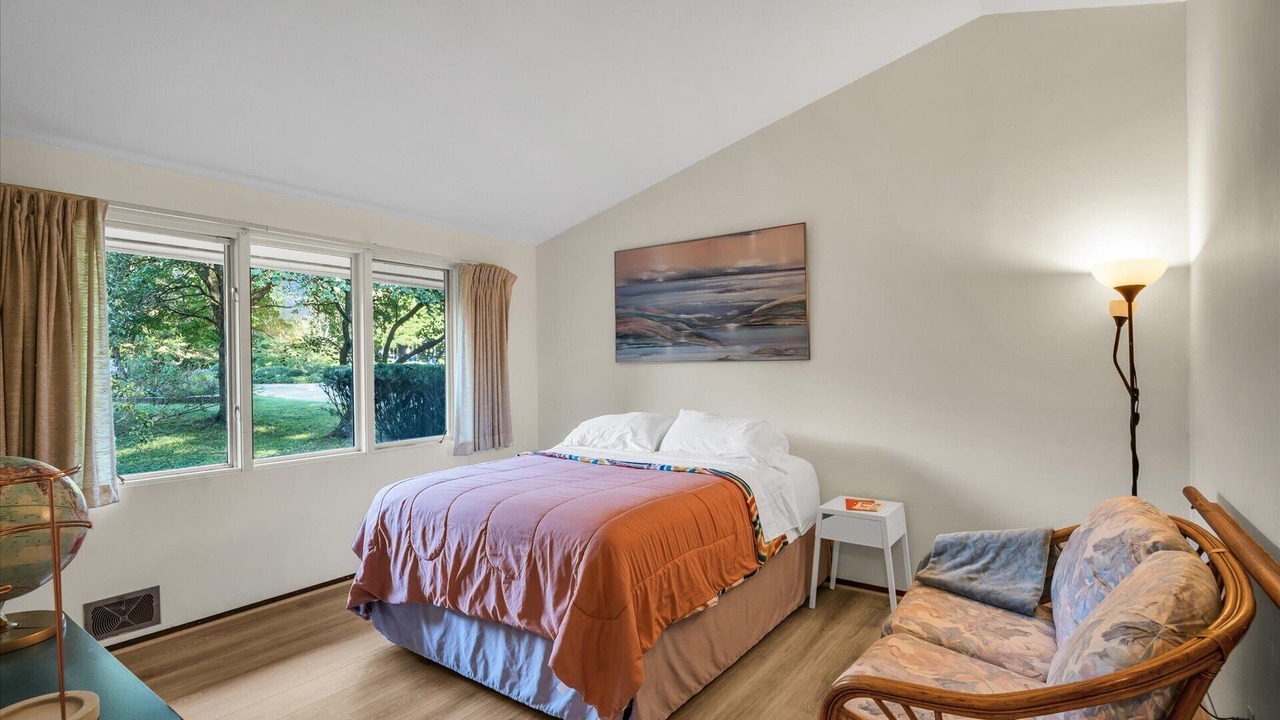 Photo of Bedroom in Urbana