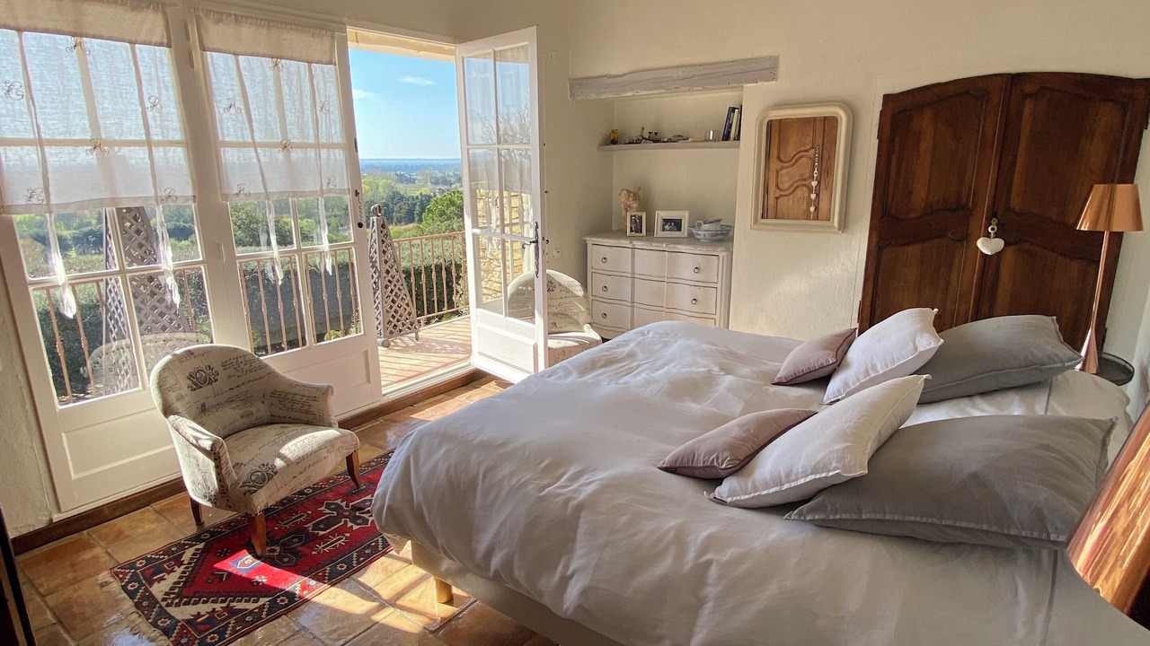 Photo of Bedroom in Lagnes