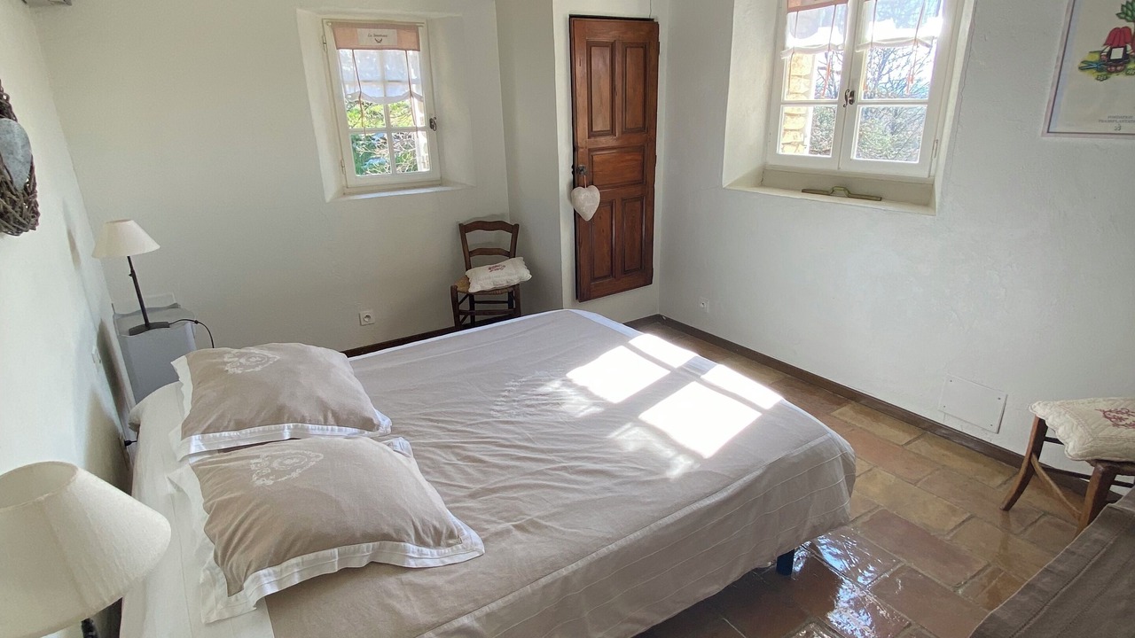 Photo of Bedroom in Lagnes