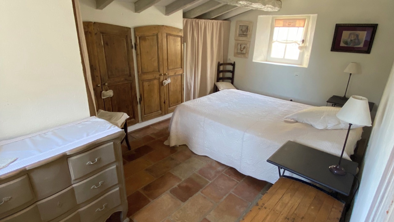 Photo of Bedroom in Lagnes