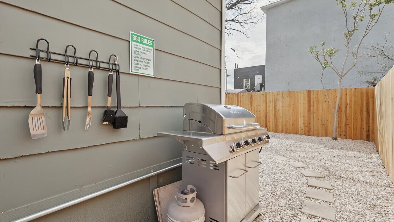 Photo of Others in West Dallas