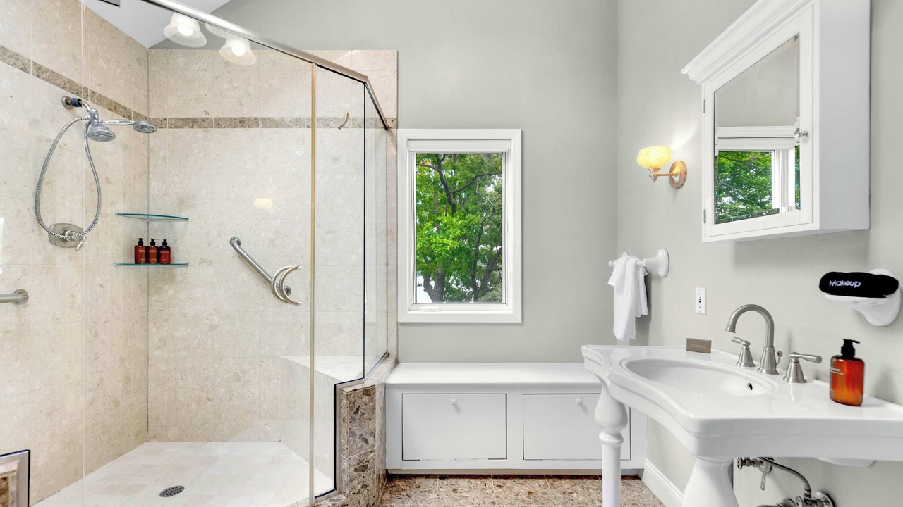 Photo of Bathroom in Osage Beach
