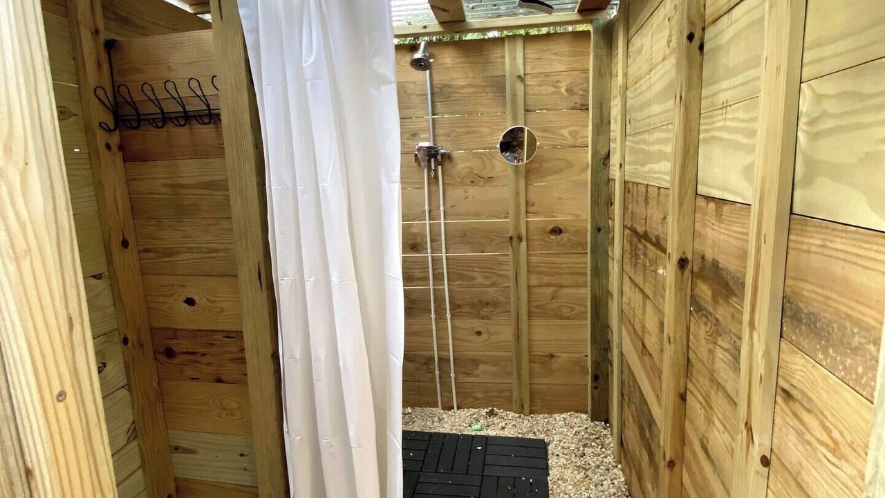 Photo of Bathroom in Bermuda Bay