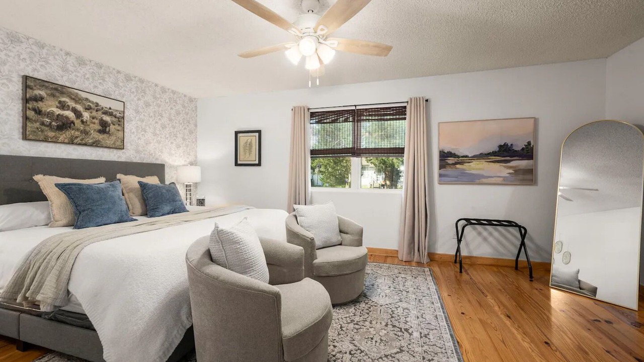 Photo of Bedroom in Tomball