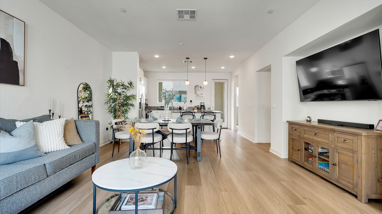 Photo of Livingroom in Lincoln Acres