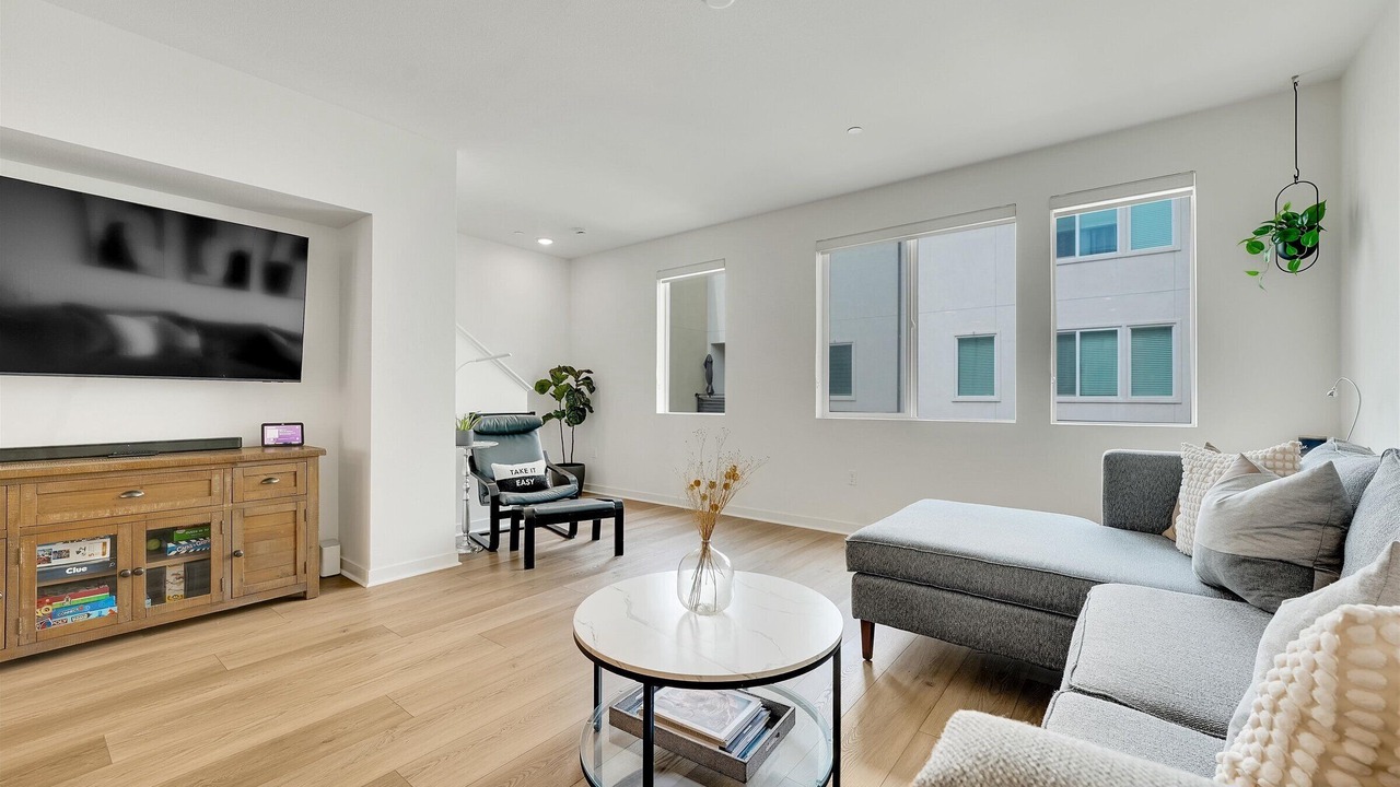 Photo of Livingroom in Lincoln Acres