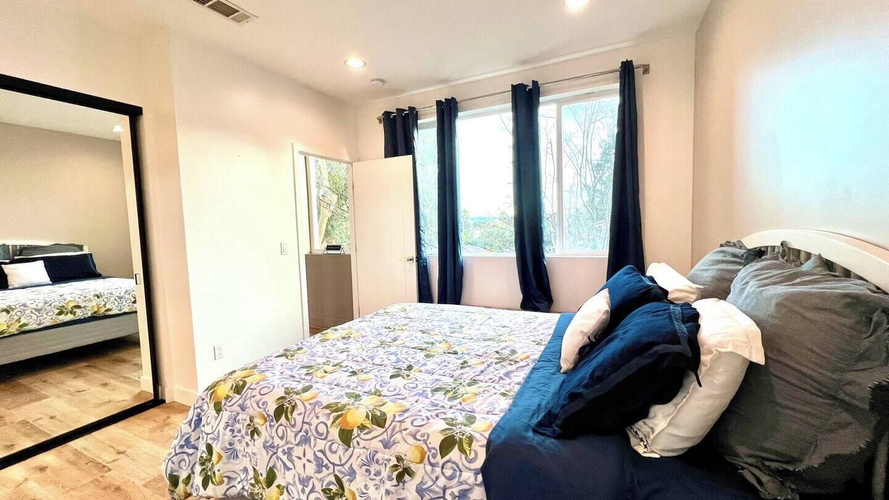 Photo of Bedroom in Canoga Park