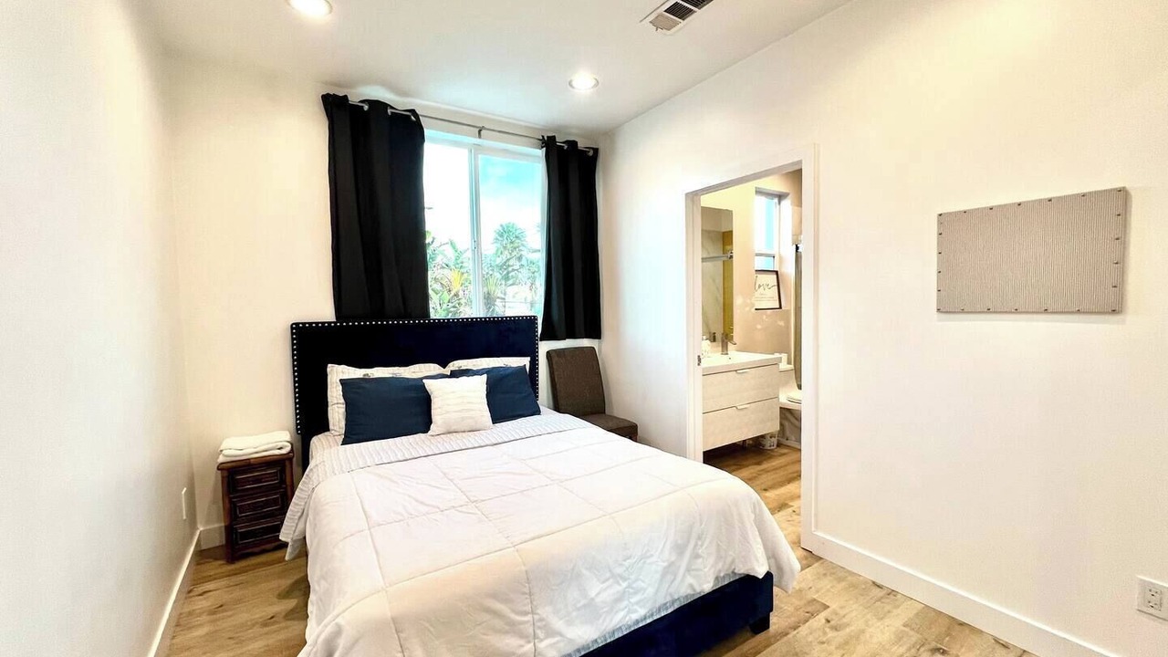 Photo of Bedroom in Canoga Park