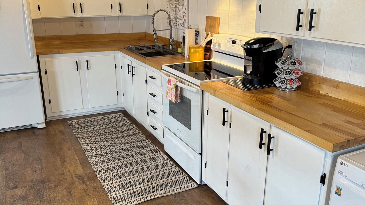 Photo of Kitchen in Town of Torrey