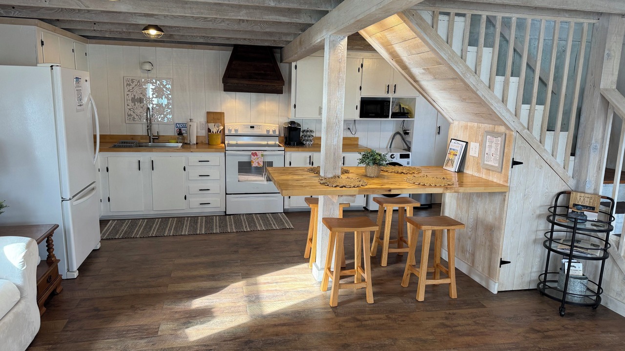 Photo of Kitchen in Town of Torrey