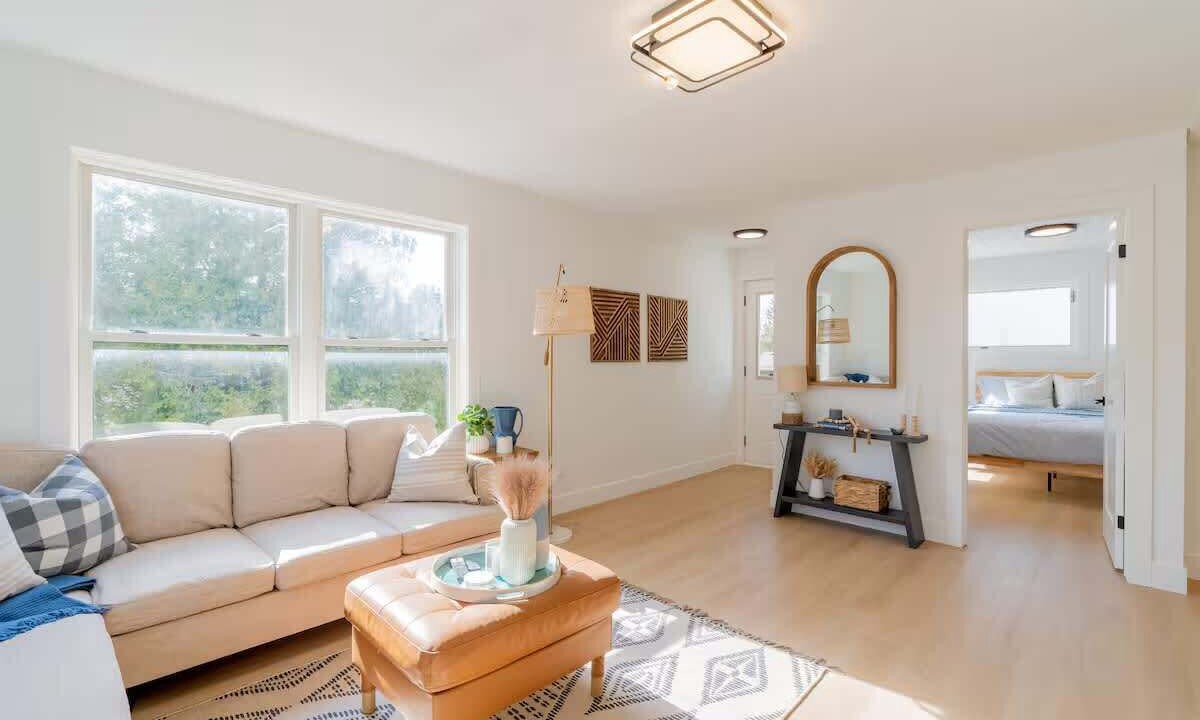 Photo of Bedroom in Grand Bend
