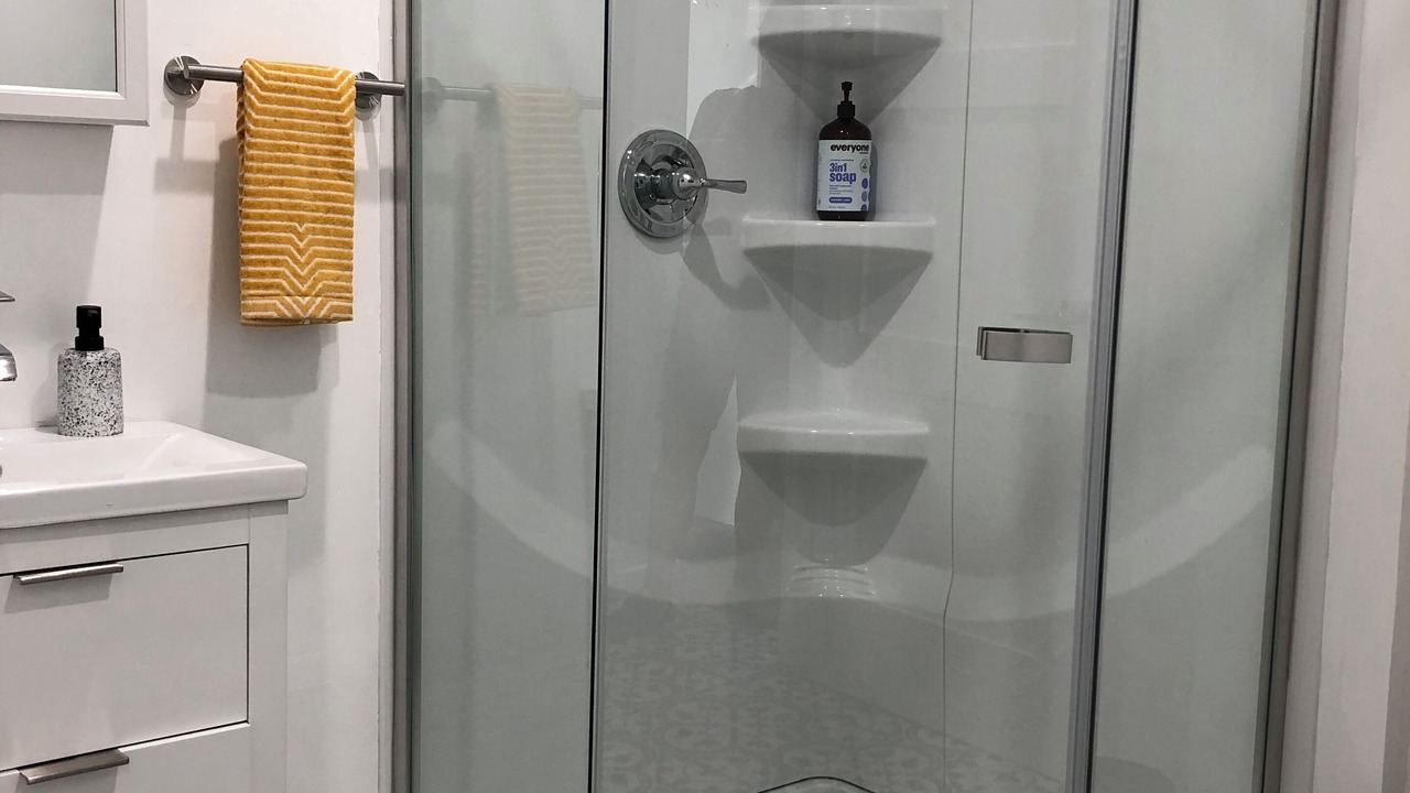 Photo of Bathroom in West Alameda