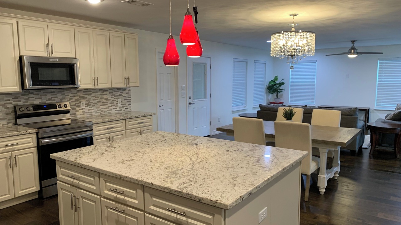 Photo of Kitchen in Porter
