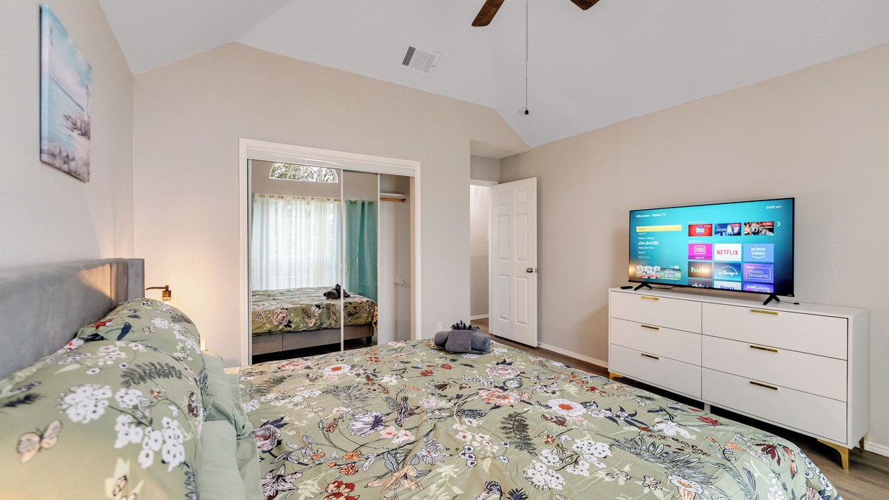 Photo of Bedroom in Rowlett
