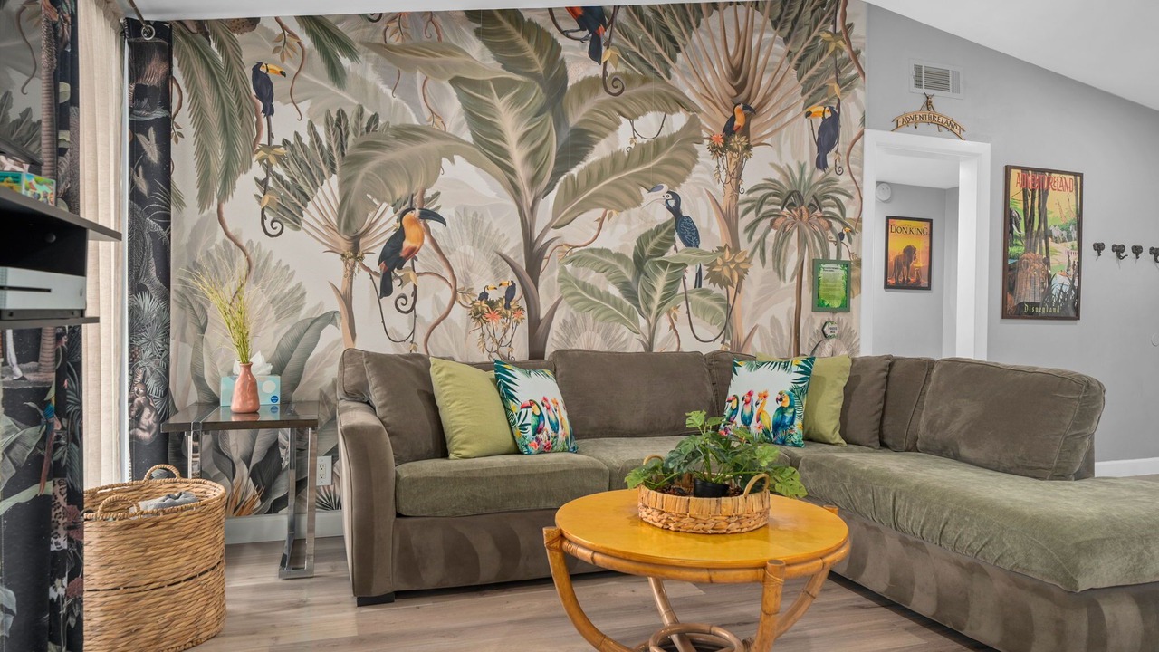 Photo of Livingroom in Anaheim Resort