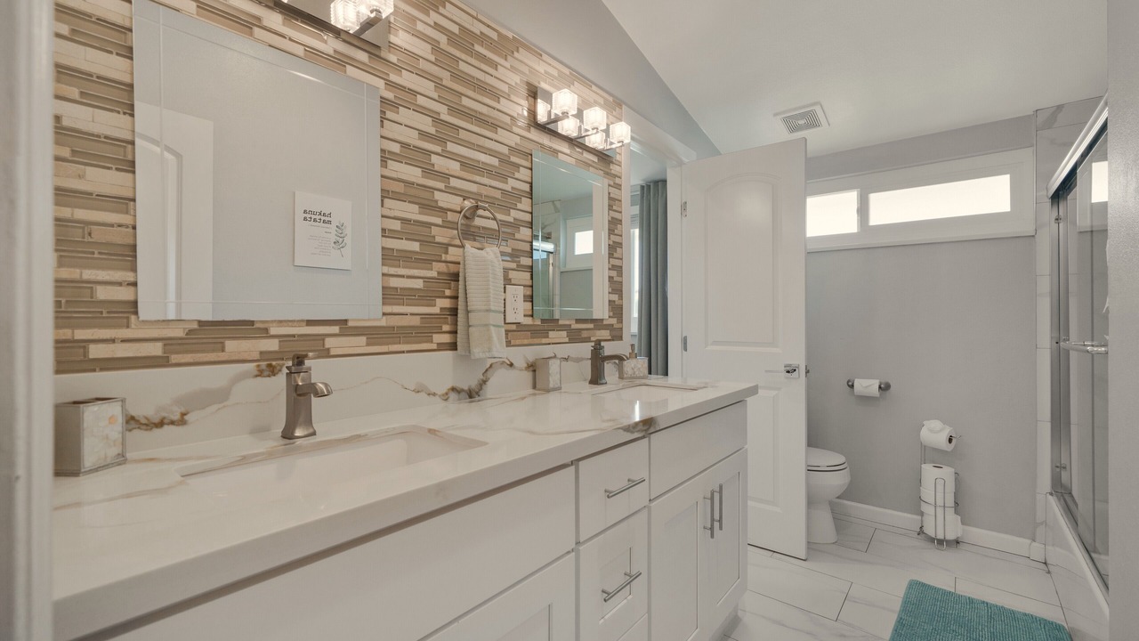 Photo of Bathroom in Anaheim Resort