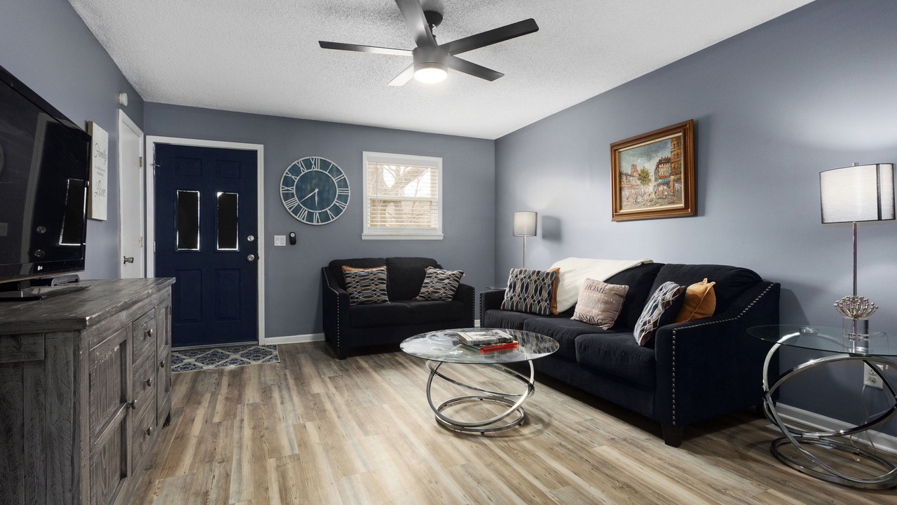 Photo of Livingroom in South Kansas City