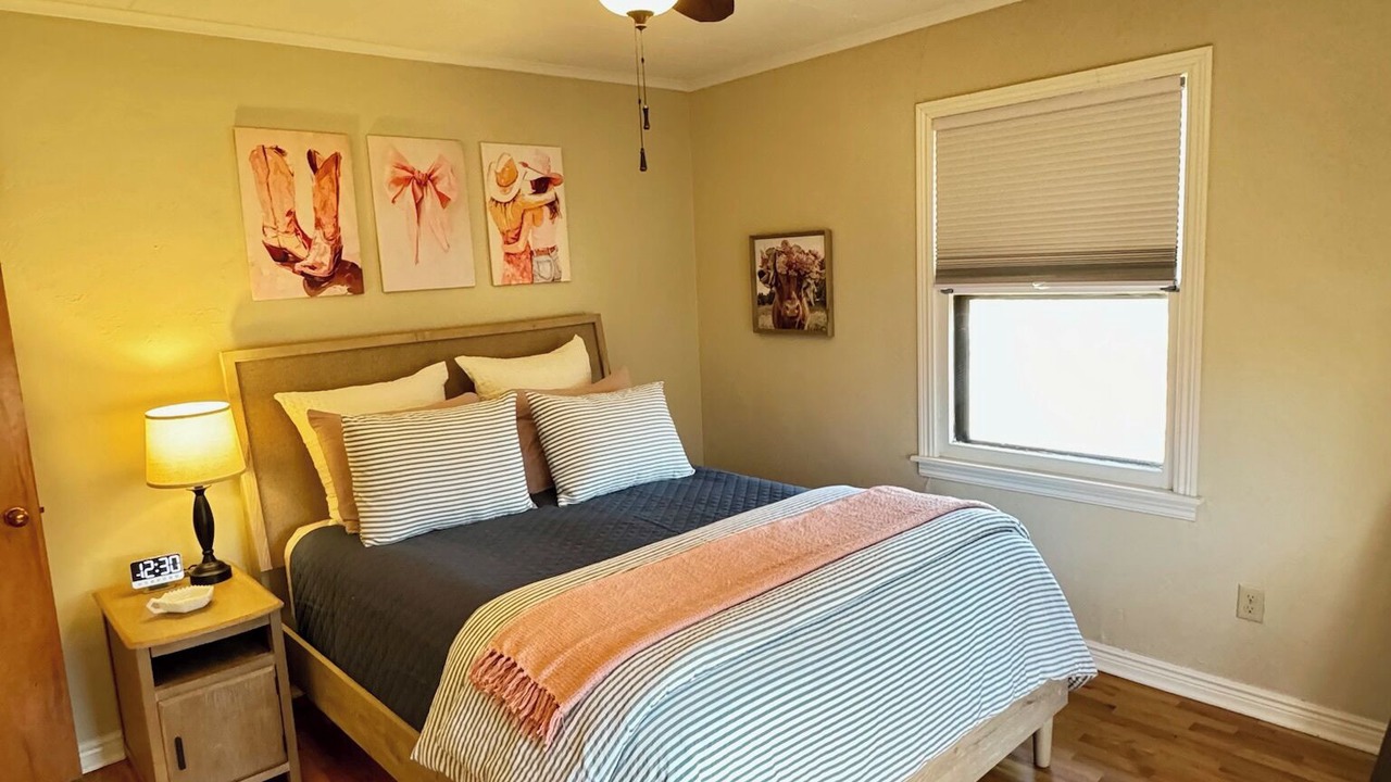 Photo of Bedroom in Ponca City