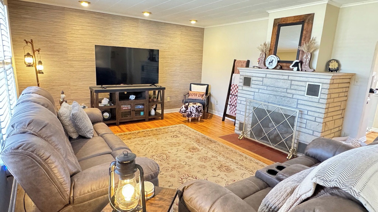 Photo of Livingroom in Ponca City