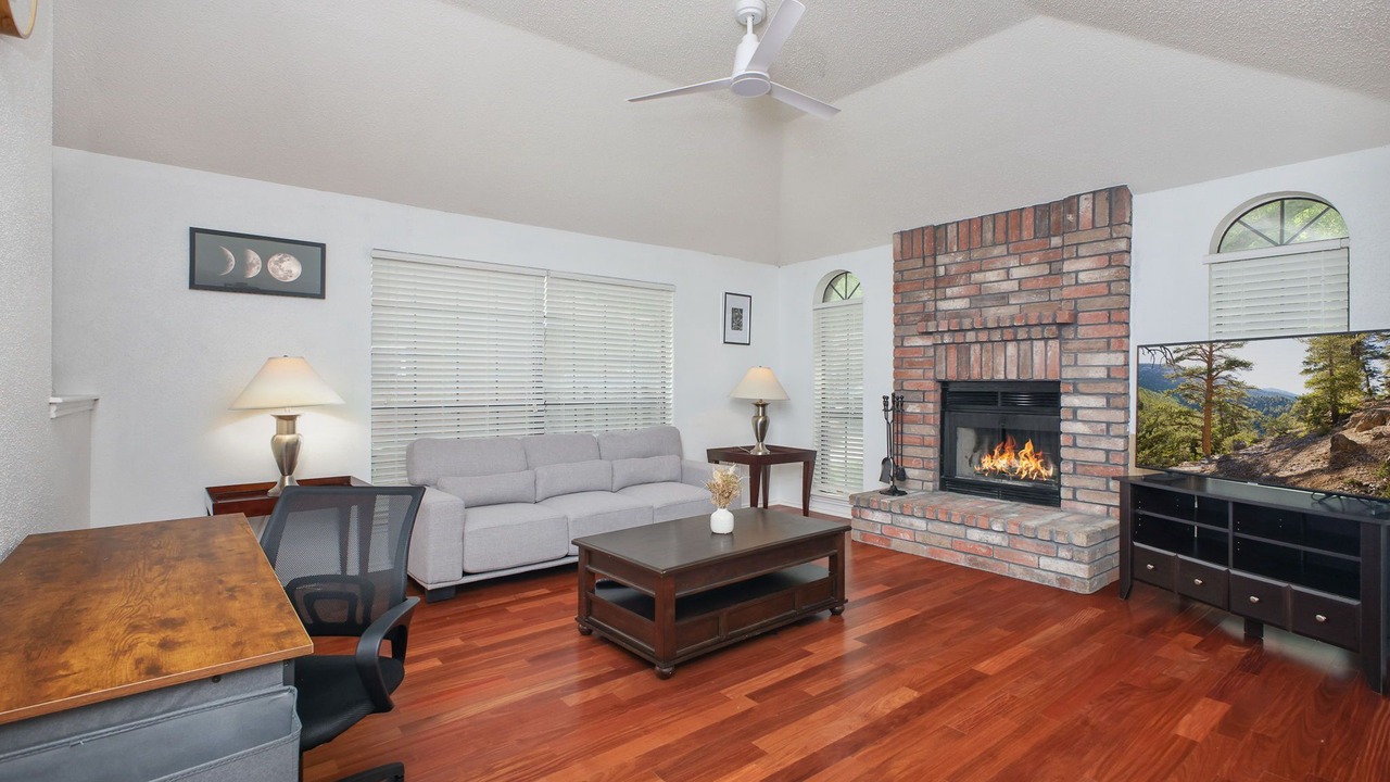 Photo of Livingroom in Wetmore
