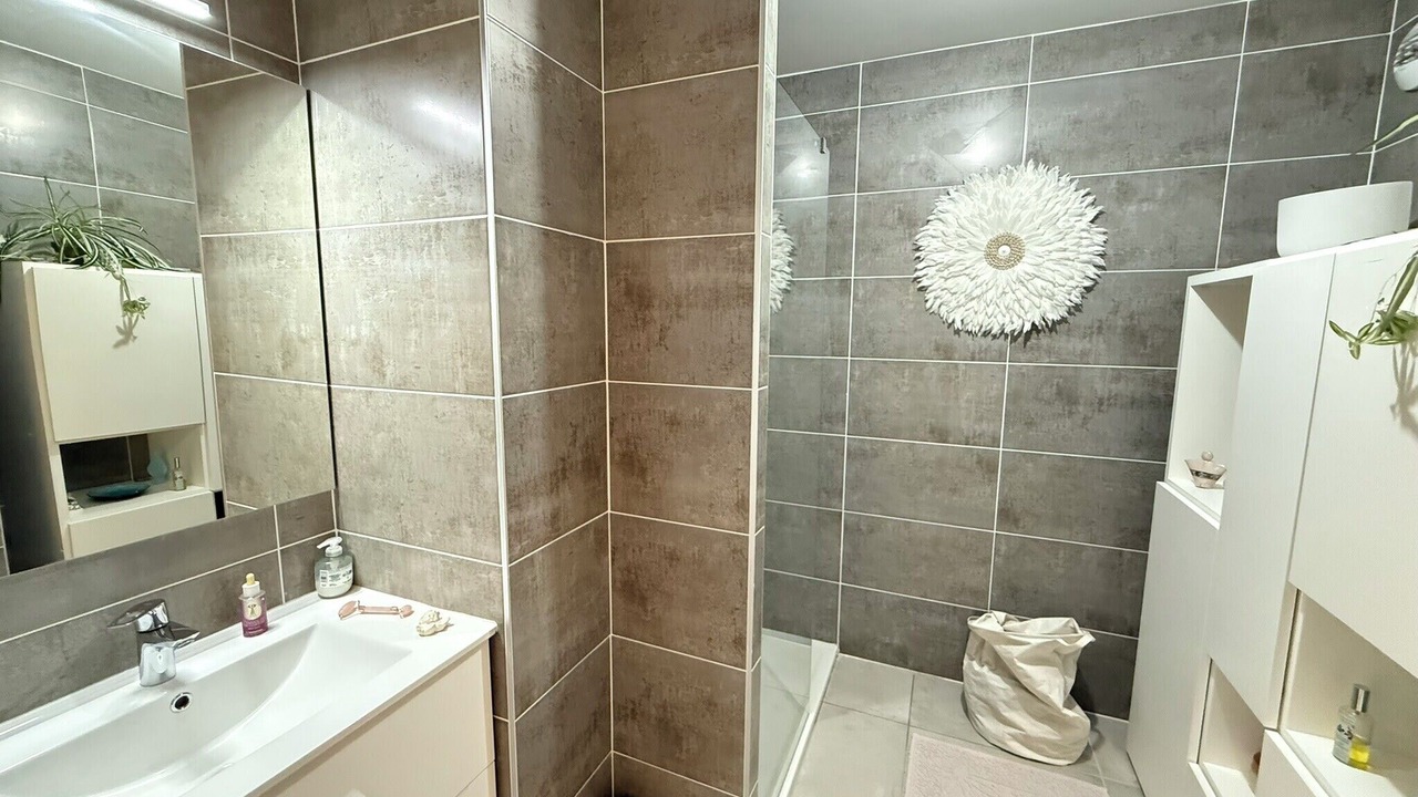 Photo of Bathroom in Valbonne