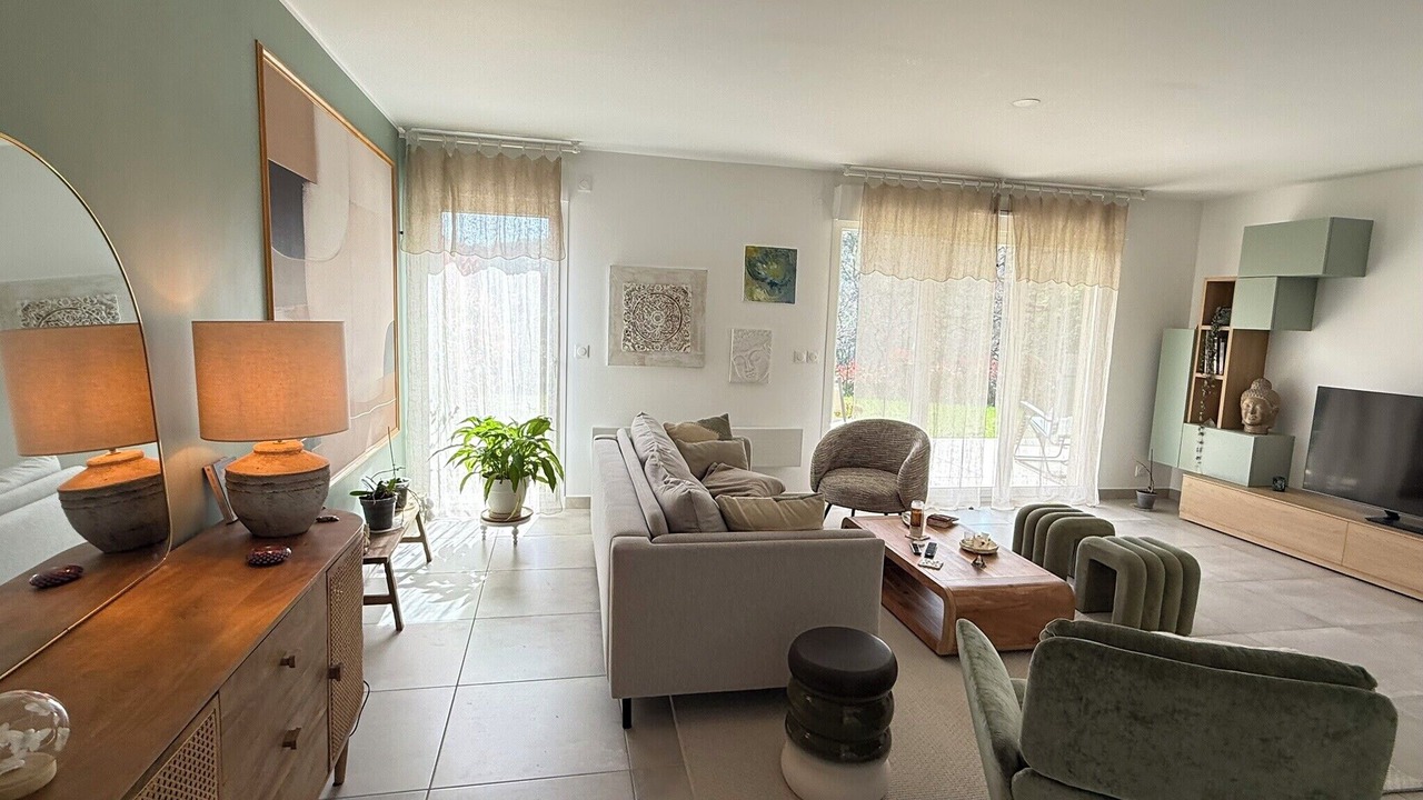 Photo of Livingroom in Valbonne