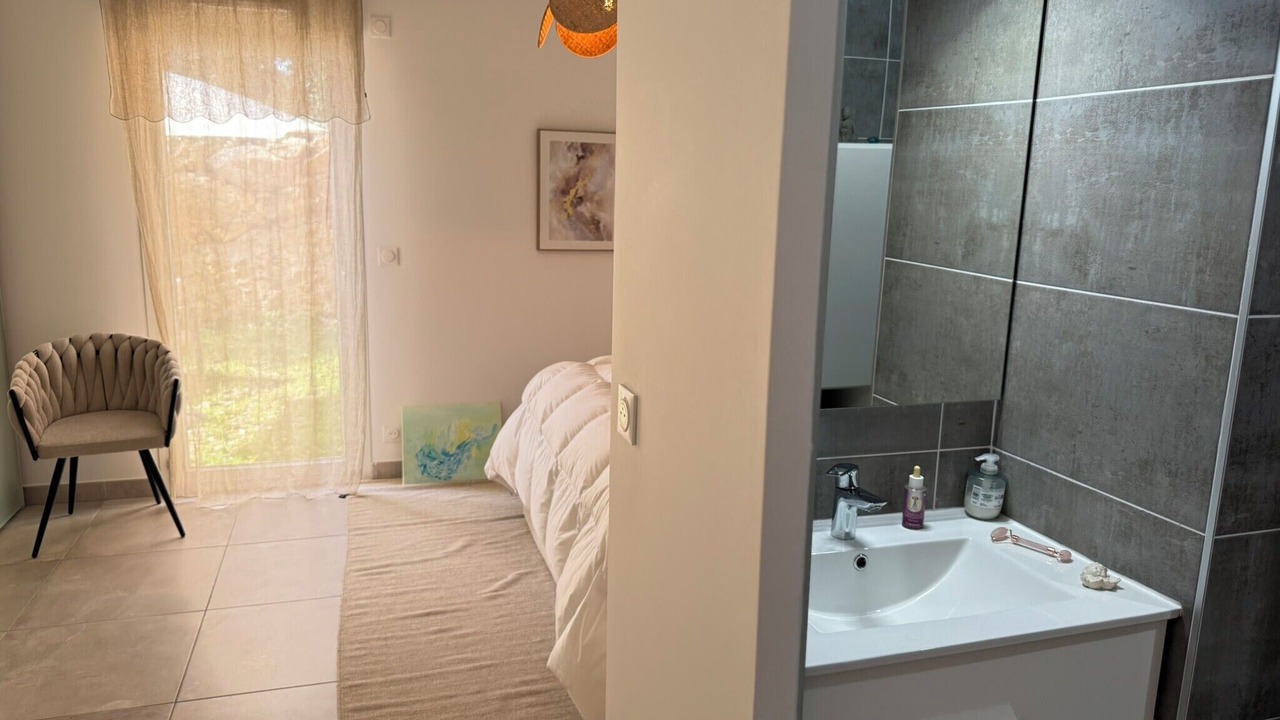 Photo of Bedroom in Valbonne