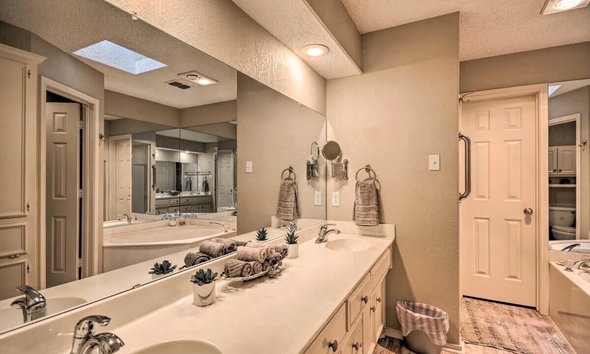 Photo of Bathroom in Lubbock