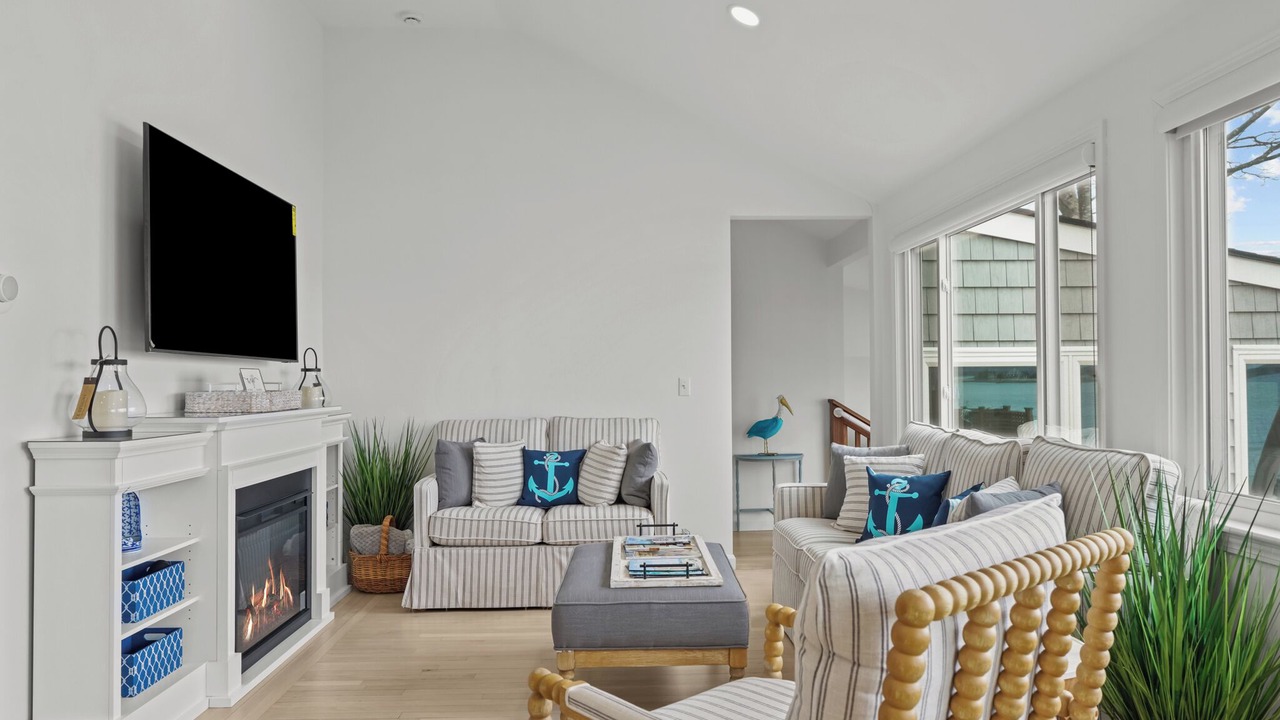 Photo of Livingroom in North Kingstown