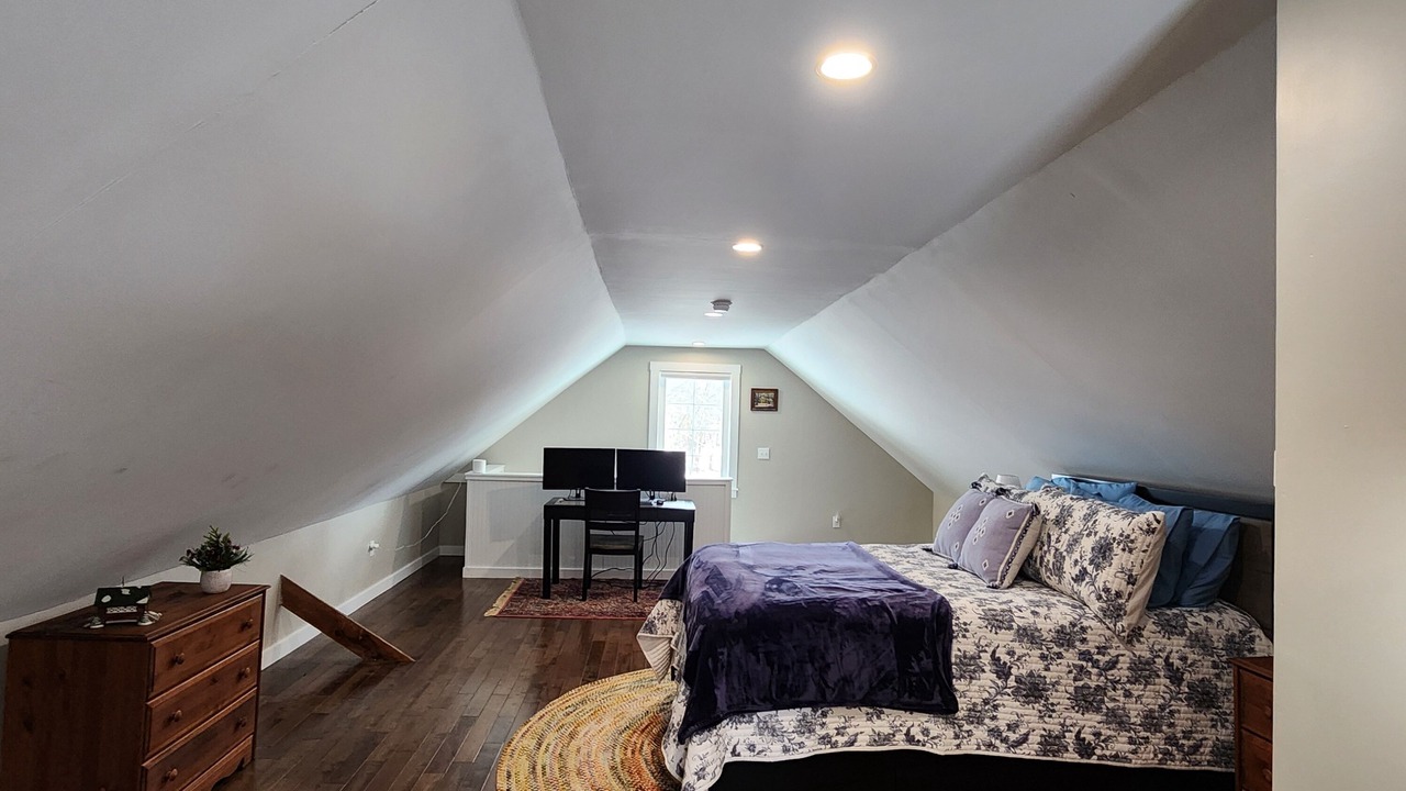 Photo of Bedroom in Contoocook