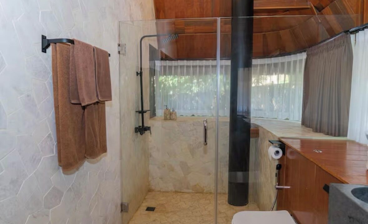 Photo of Bathroom in Kekeran