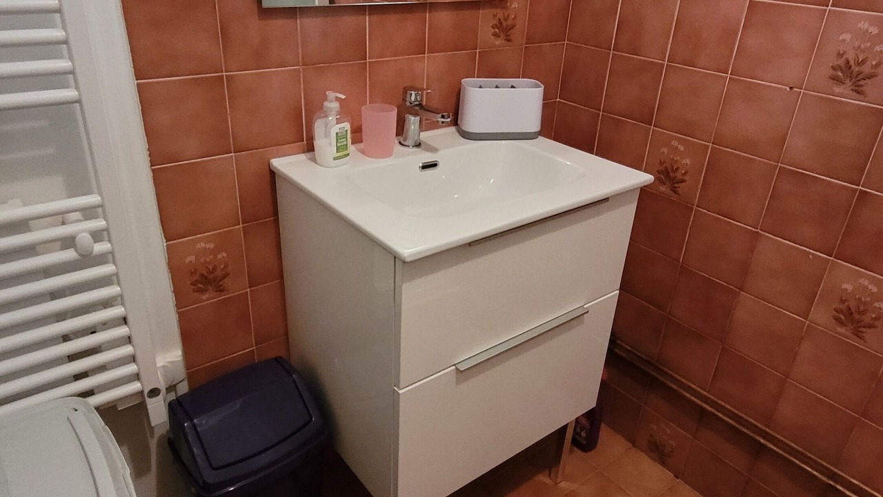 Photo of Bathroom in Darnac