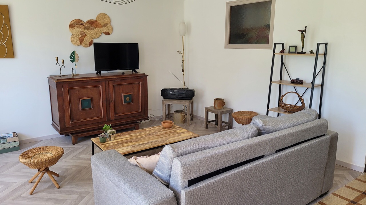 Photo of Livingroom in Darnac