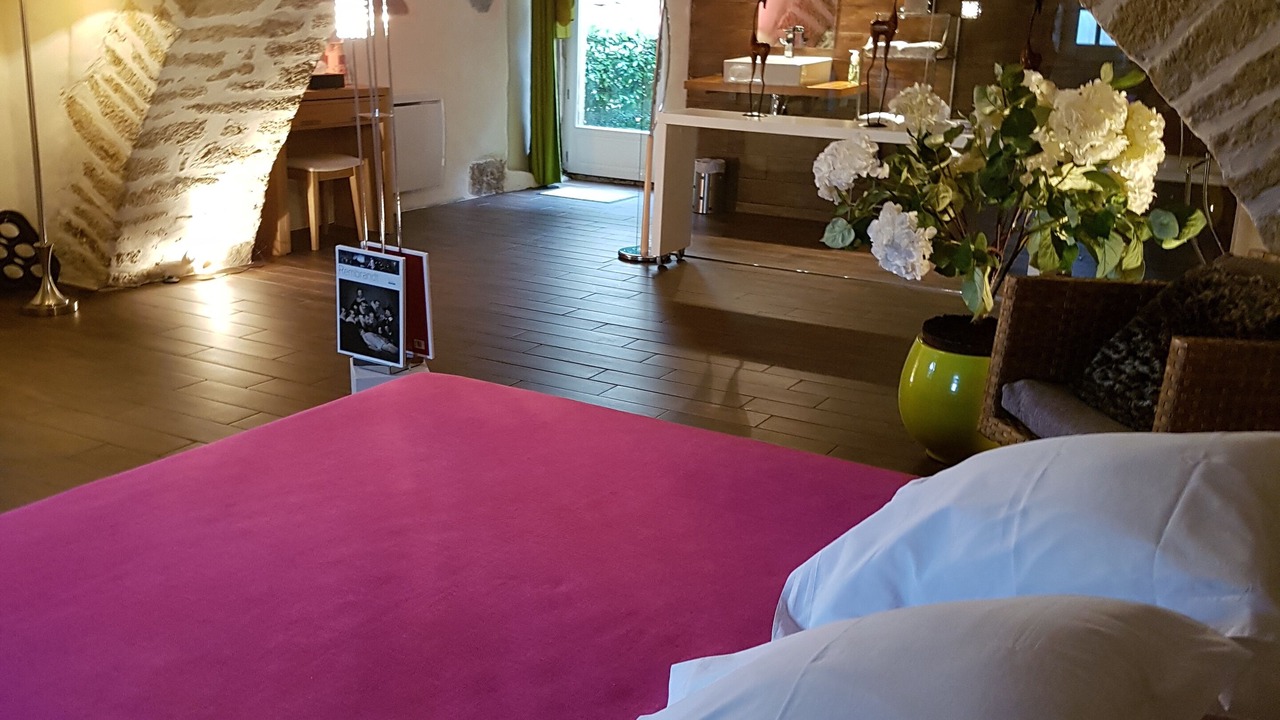 Photo of Bedroom in Compregnac