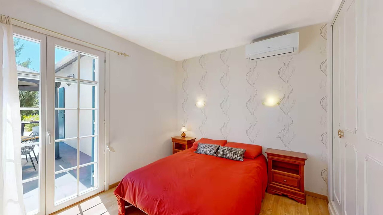 Photo of Others in Saint-Sauveur