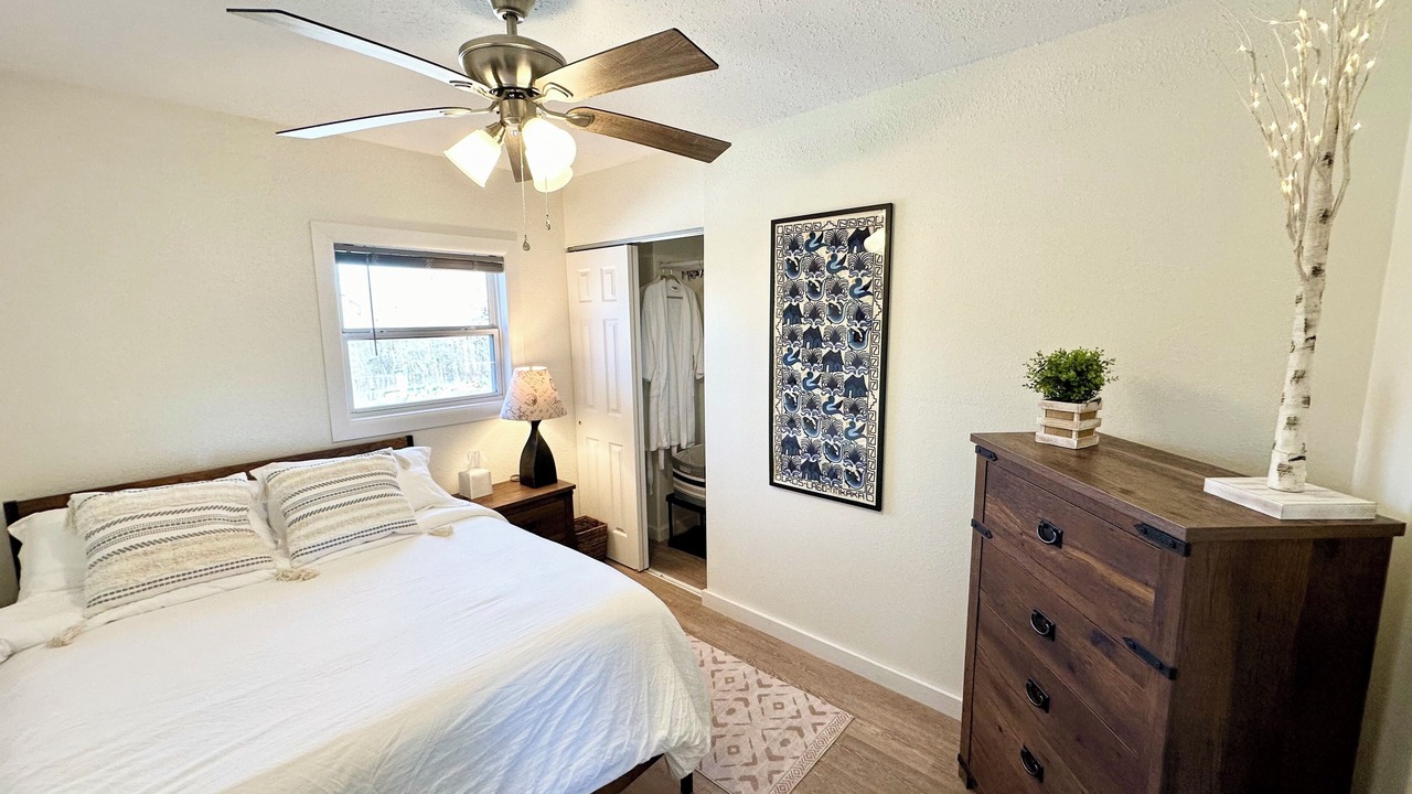 Photo of Bedroom in Huntsville