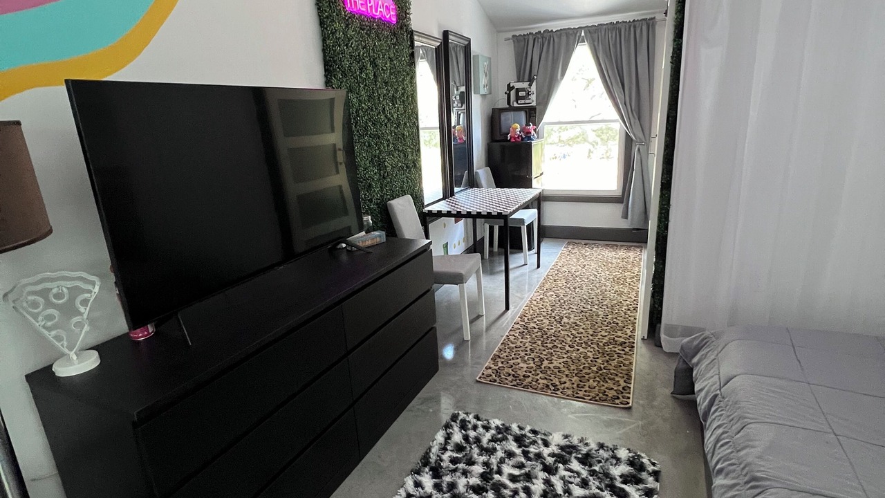 Photo of Bedroom in Bearss Plaza
