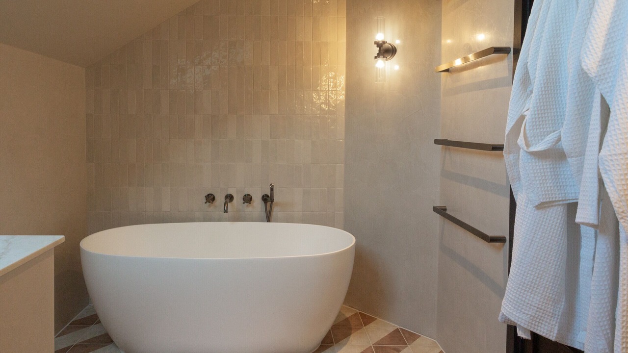 Photo of Bathroom in Appledore