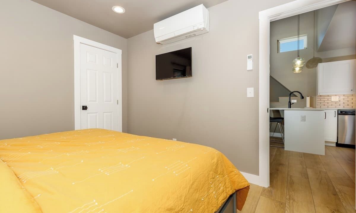 Photo of Bedroom in Cole