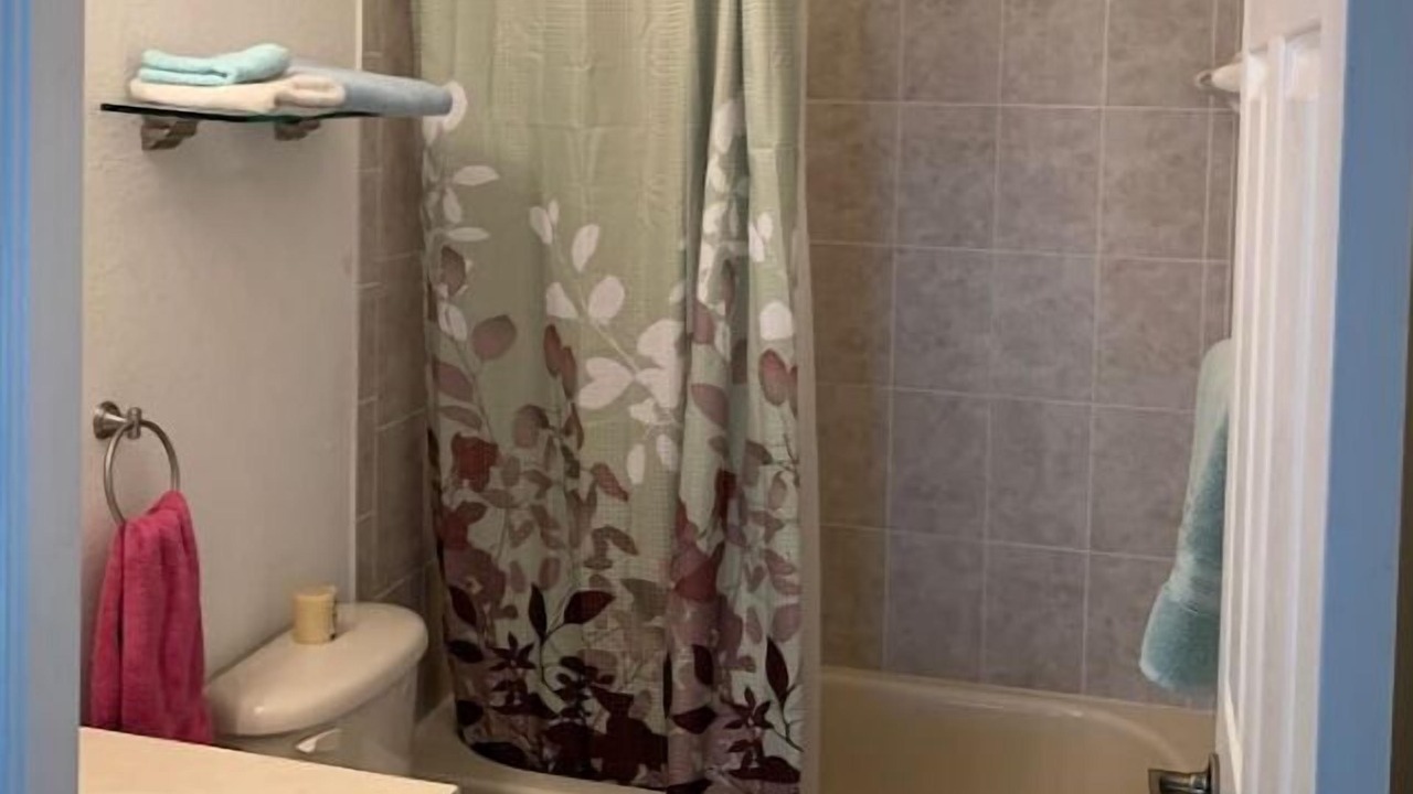 Photo of Bathroom in The Hammocks