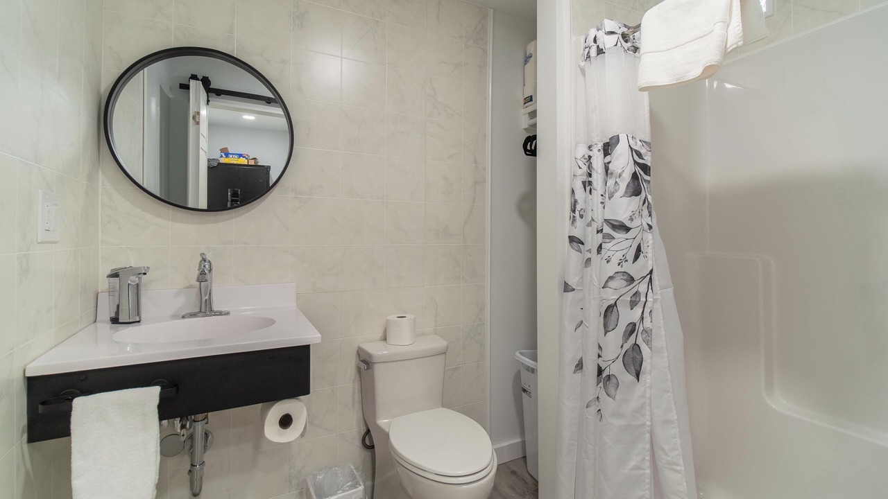 Photo of Bathroom in Celoron