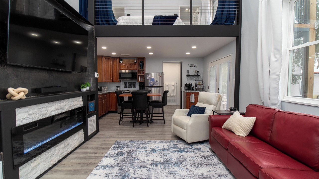 Photo of Livingroom in Celoron