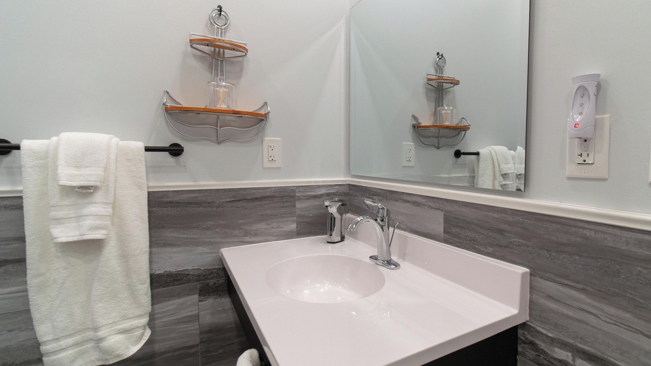 Photo of Bathroom in Celoron