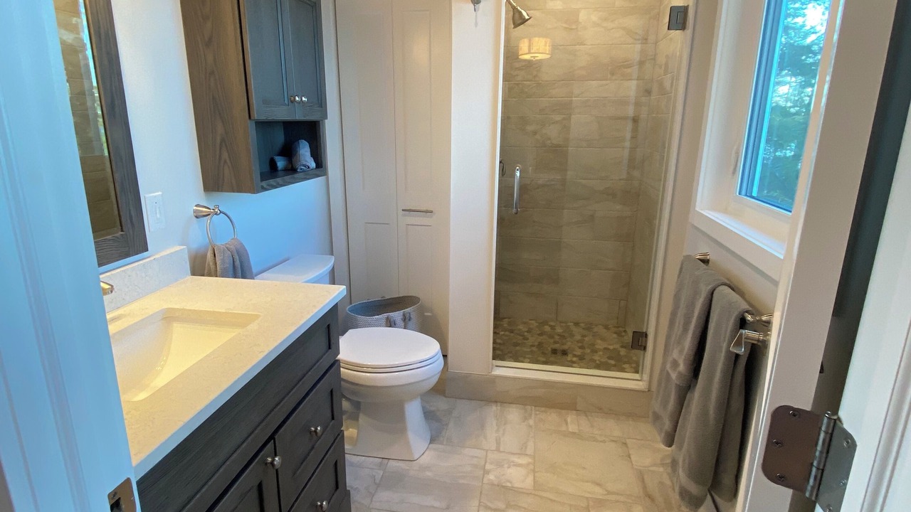 Photo of Bathroom in Gravenhurst