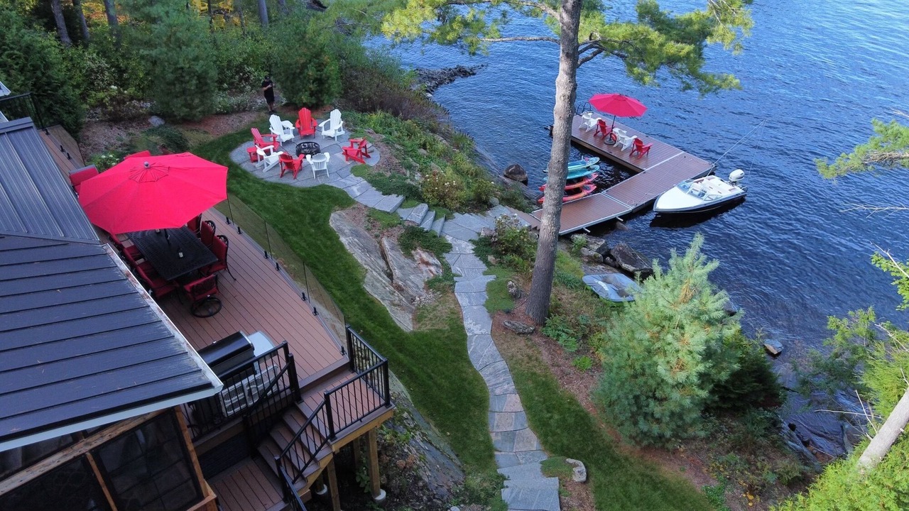 Photo of Patio Balcony in Gravenhurst