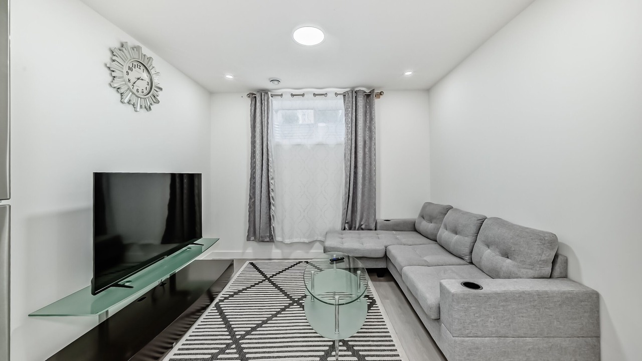 Photo of Livingroom in Southwest Calgary